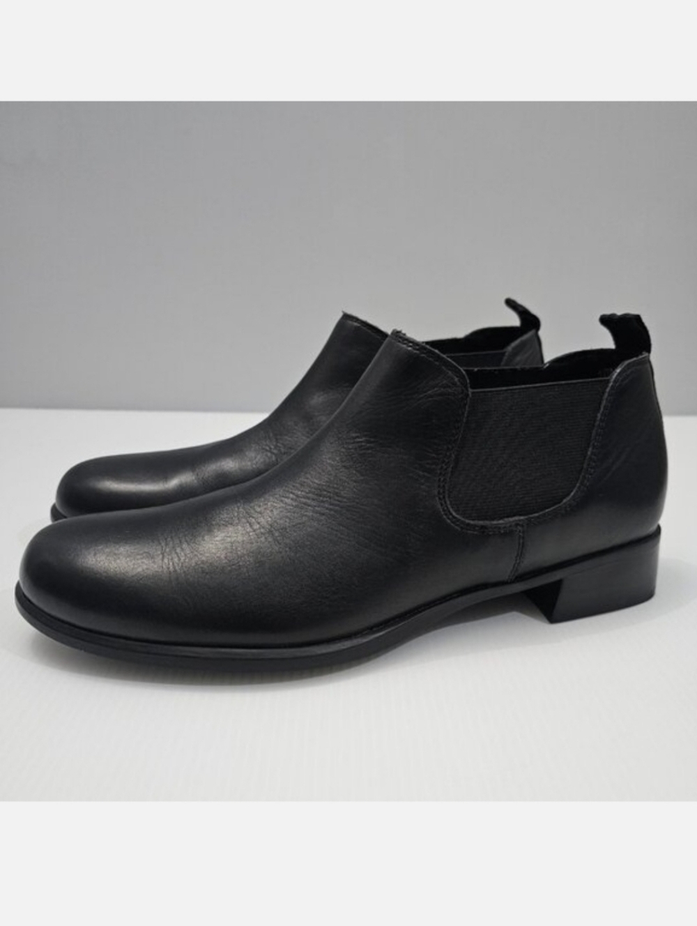 Munro Bedford Chelsea Ankle Boot Womens 10 NARROW WIDTH Black Leather Comfort